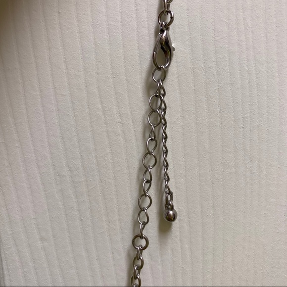 Floral Elephant Necklace - Picture 3 of 3